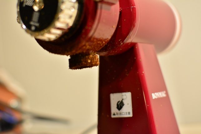 コスパ良し Bonmac ボンマック の電動コーヒーミル Bm 250n をレビュー Hometown Ymgt