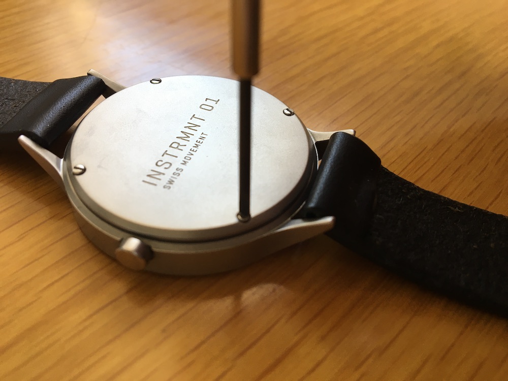 Instrmnt インストルメント の電池交換 電池の種類って何 Hometown Ymgt